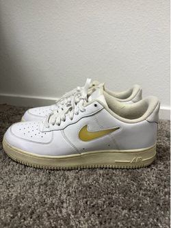 Nike Air Force 1 cream white Jewel small swoosh 9.5
