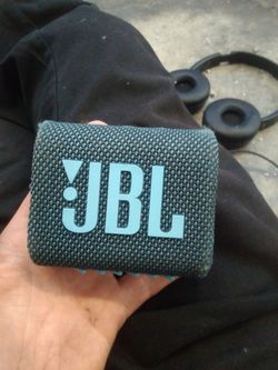 JBL Go 3