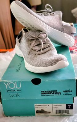 Sz 8 Women's Sketchers Slip-On Grey