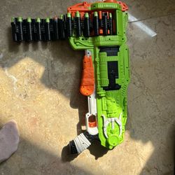 Nerf Zombie Strike Ripchain Combat Blaster – Great Shape - Kids Gun Toy