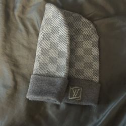 LV Gray And White Hat