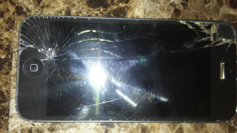 Cracked iphone 5 for sale