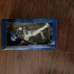 Dodgers Max Muncy Bobblehead 