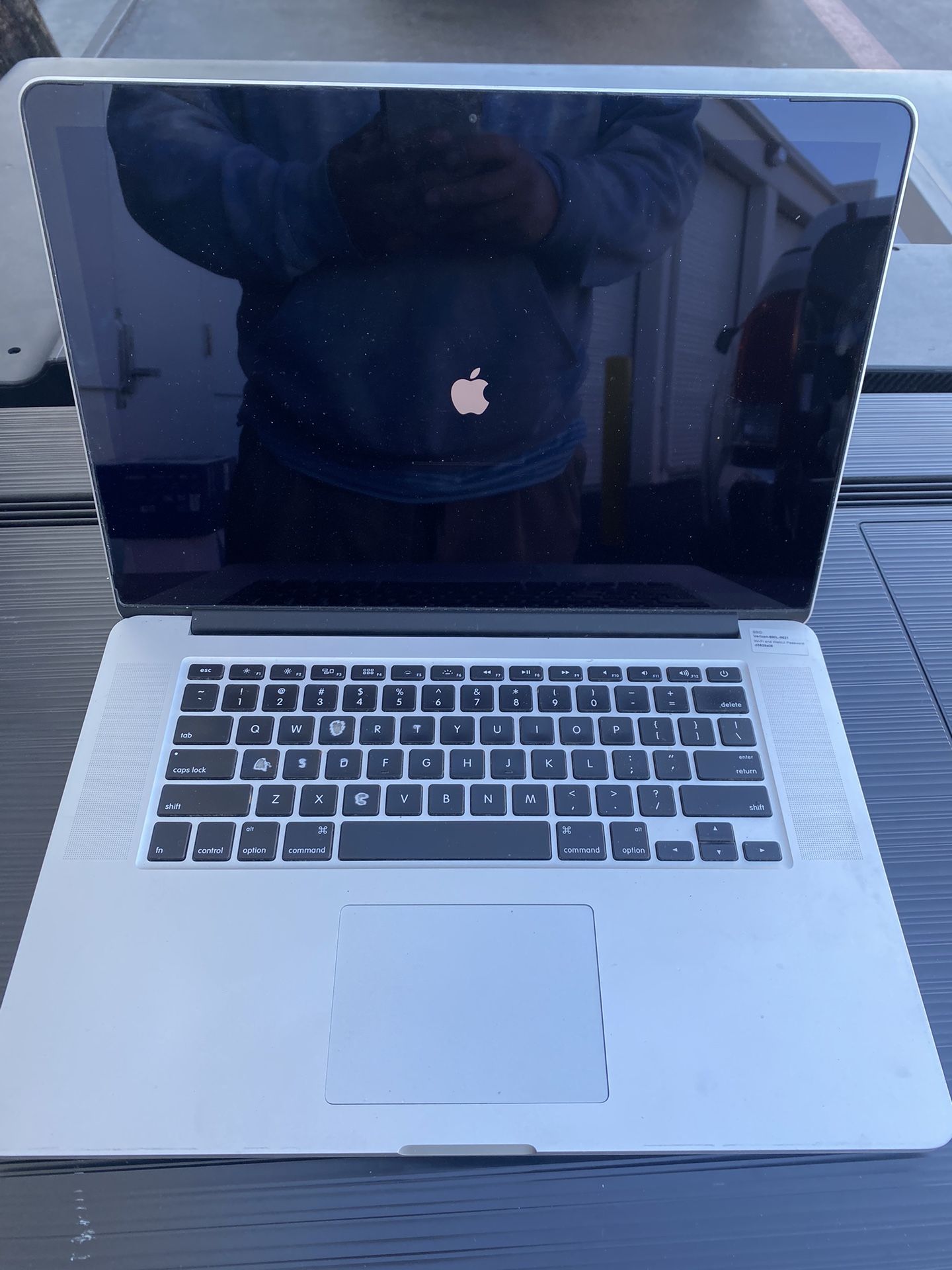 Mac Book Apple MacBook MacOS MONTEREY Laptop MacBook Apple MacBook MAKE AN OFFER!