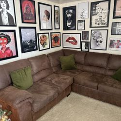 Ashly’s Couch. Sectional 