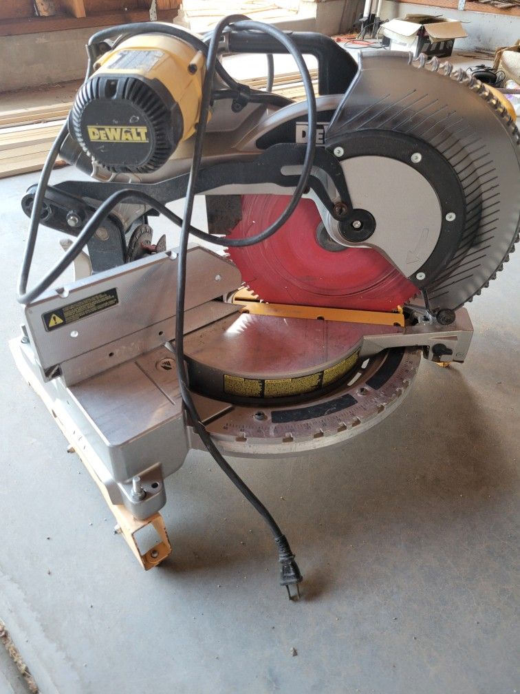 Dewalt mitersaw