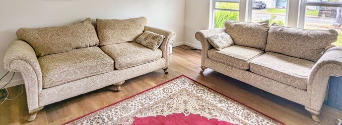 Sofa/ couch and loveseat