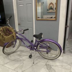 ELECTRA  7 Speed Thru 26 Matte Violet  With Basket ! Like New 