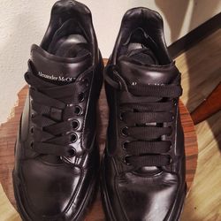 Alexander McQueen Women's Black Leather Trainer Sneakers Size 7.5