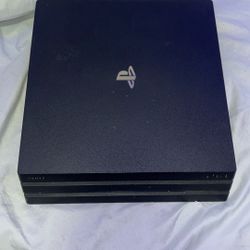 PS4 PRO 
