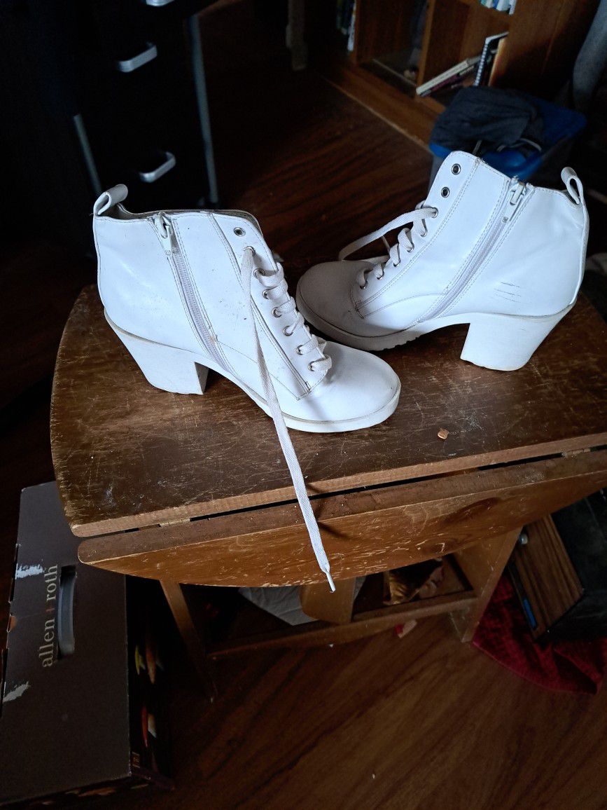 Women's Size 7 Boots With Heels
