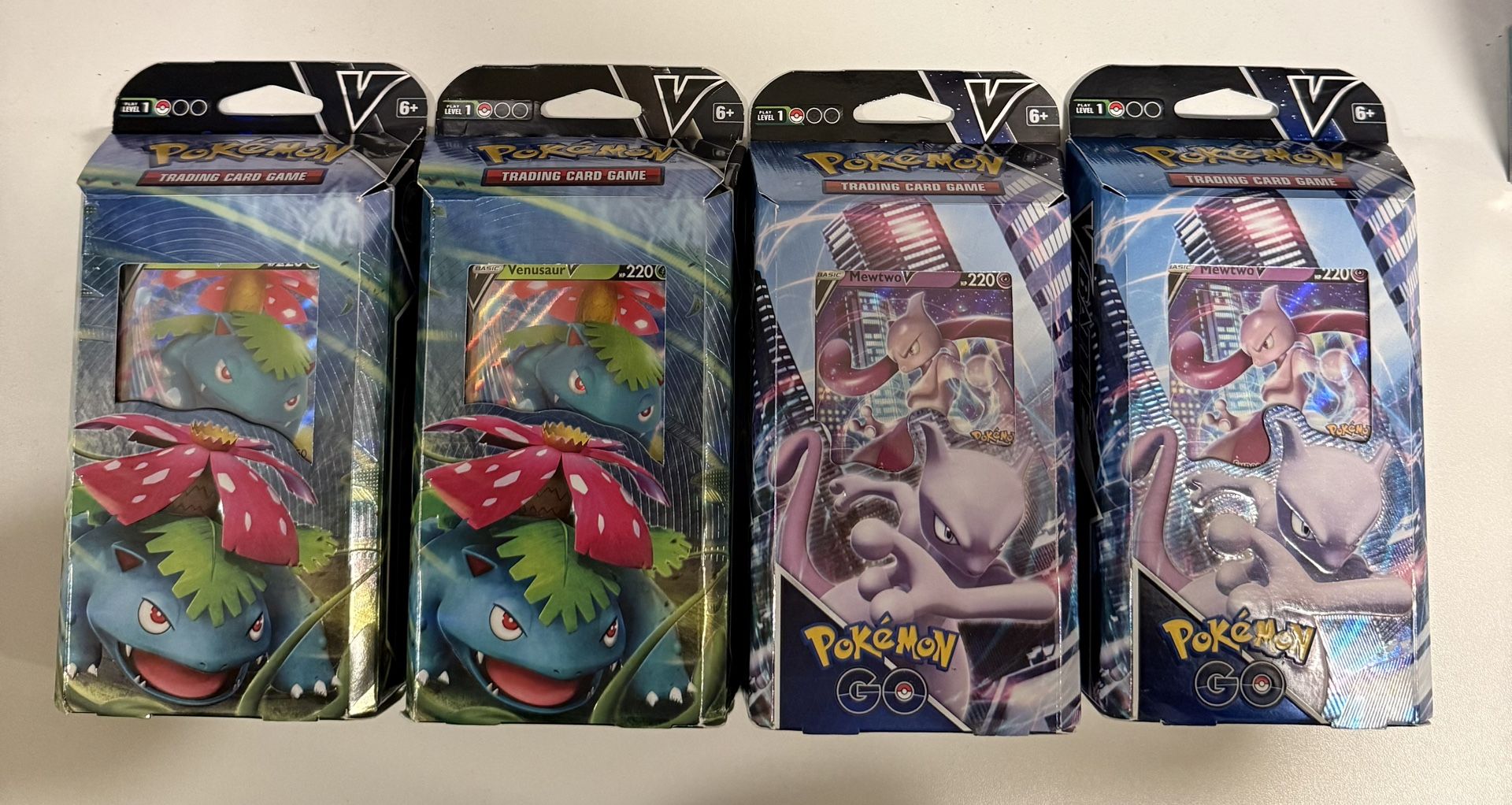Mewtwo And Venusaur V