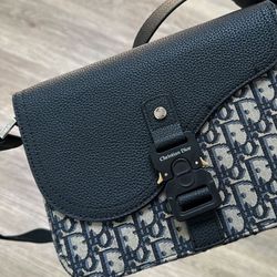 dior side bag