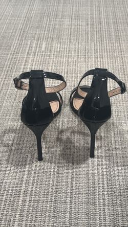 Selling Authentic Heels