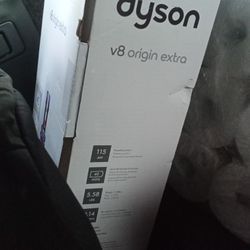 Dyson Vacuum V8