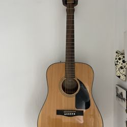 Fender Guitar With Case 