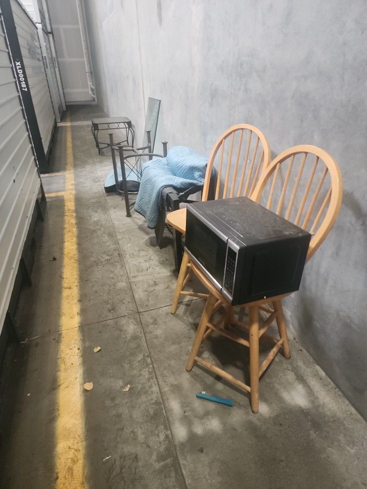 End Table Chairs And Microwave