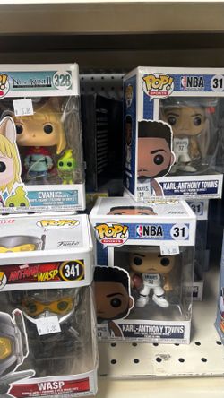 POP! Collectible Figures
