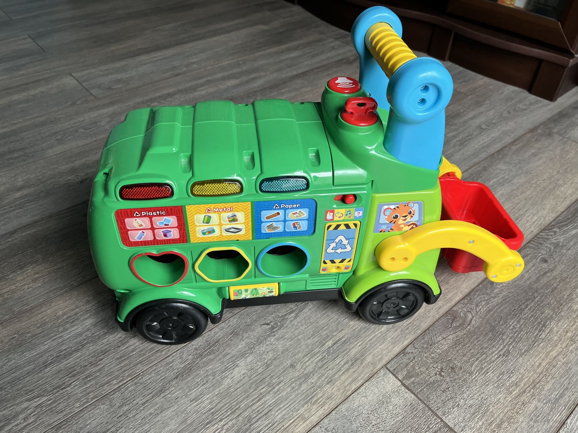VTech Ride On Garbage Truck