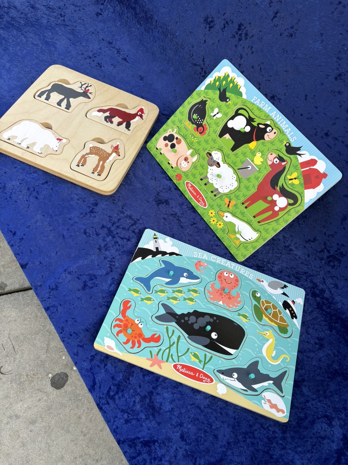 3 pc like new puzzle altogether $10