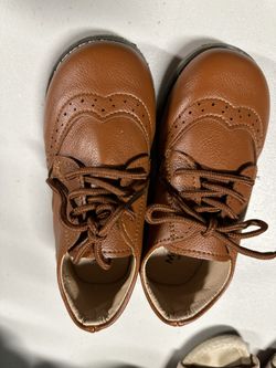 Boys dress shoe