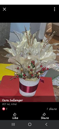Christmas FLOWER ARRANGEMENT ONE OF A KIND