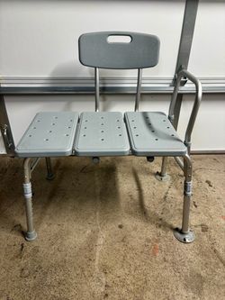 Adjusted bathtub transfer bench