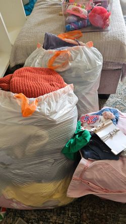 Woman's clothes small