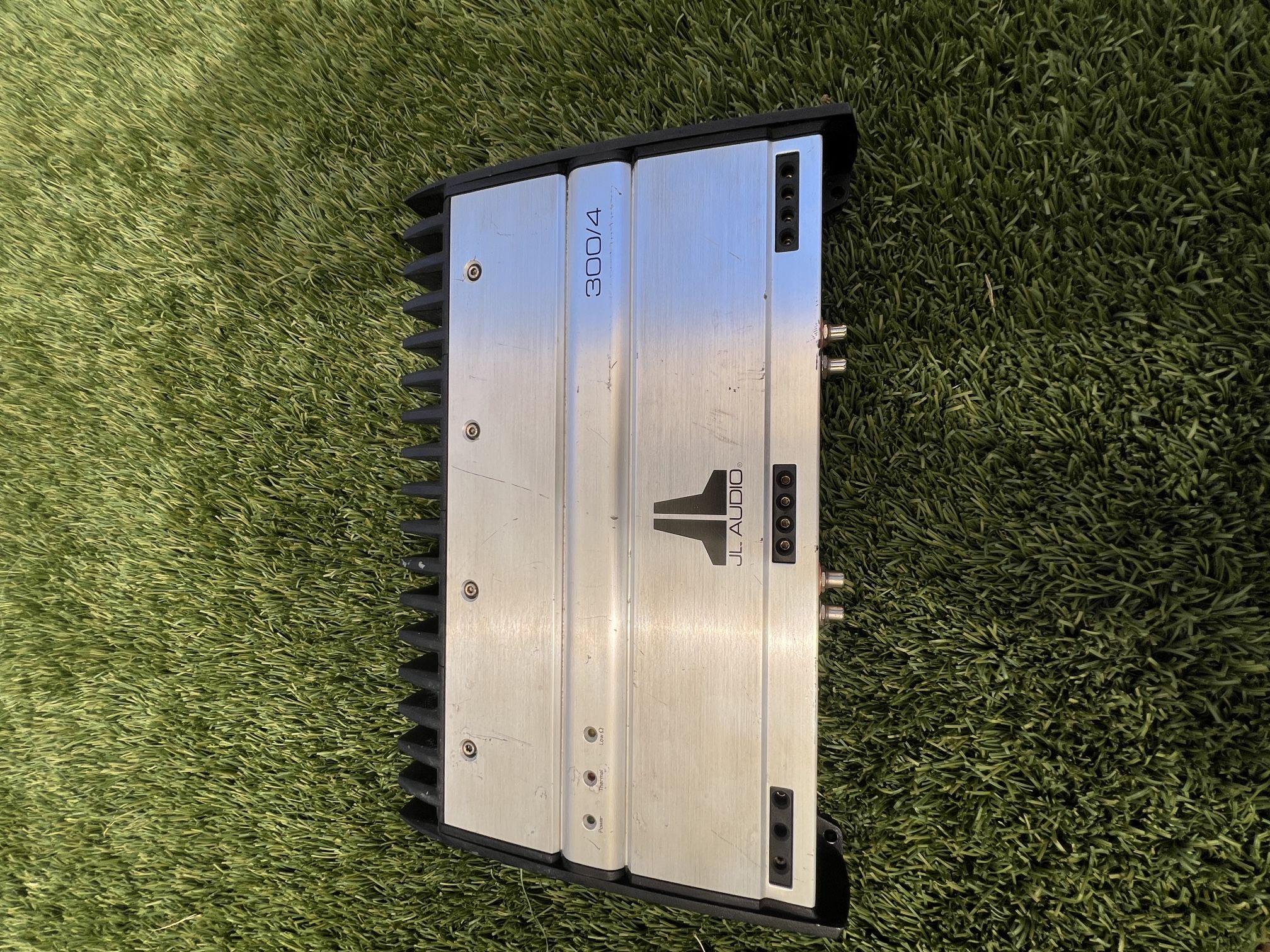JB Audio Amplifier