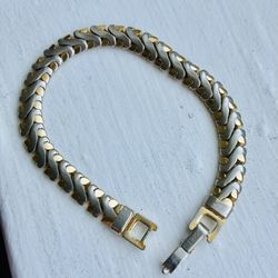 Vtg Stainless Steel Chevron Link Two-tone Bracelet 