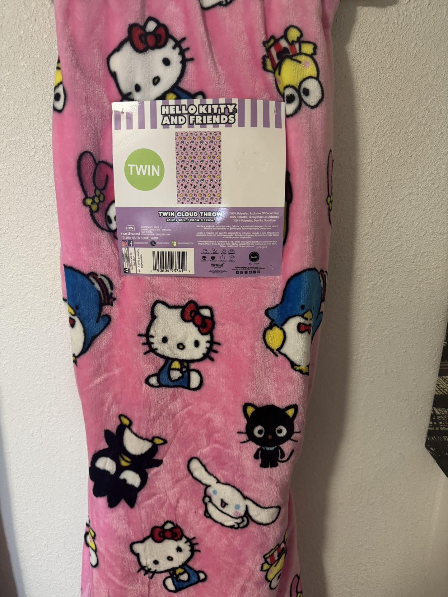 Hello Kitty Blanket