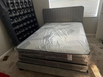 NEW BED FRAME QUEEN SIZE WITH MATTRESS AND BOX SPRING