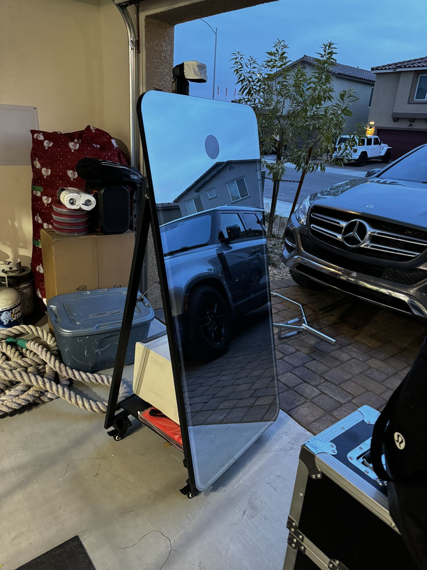 Magic mirror photo Booth