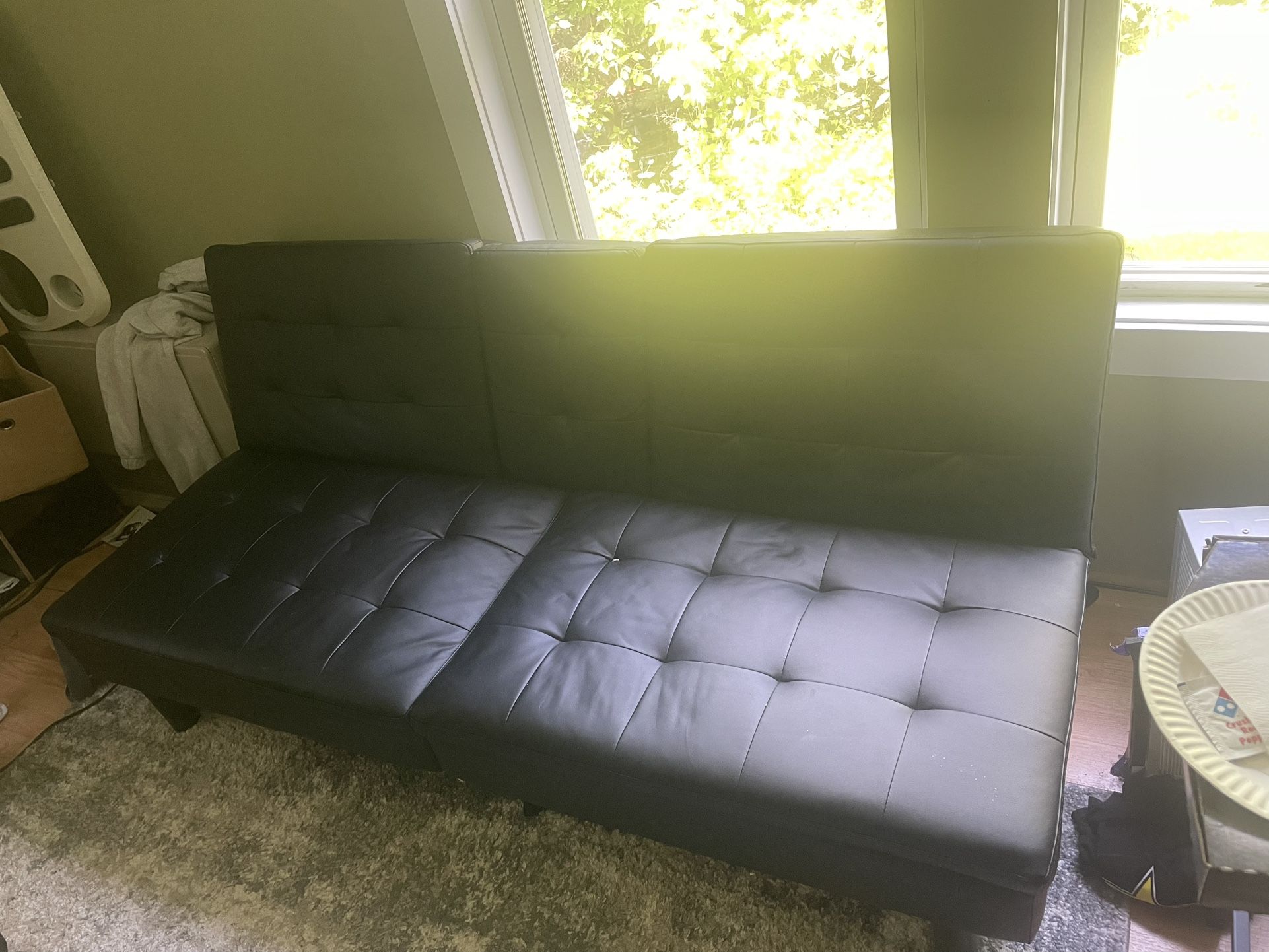 Black Futon