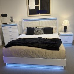 LED Beds /SAME DAY DELIVERY / No Credit Needed /bedroom Sets 