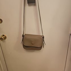 Coach Bag Look Up ## Pet Smke Free