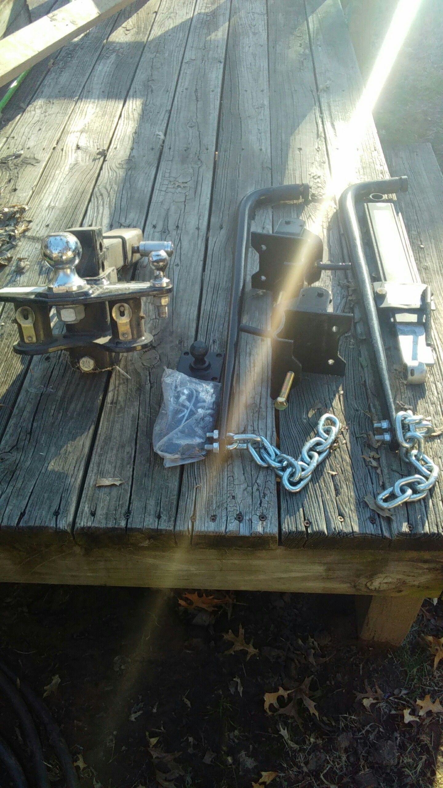 Haul master weight distribution kit with sway control bar and hitch for