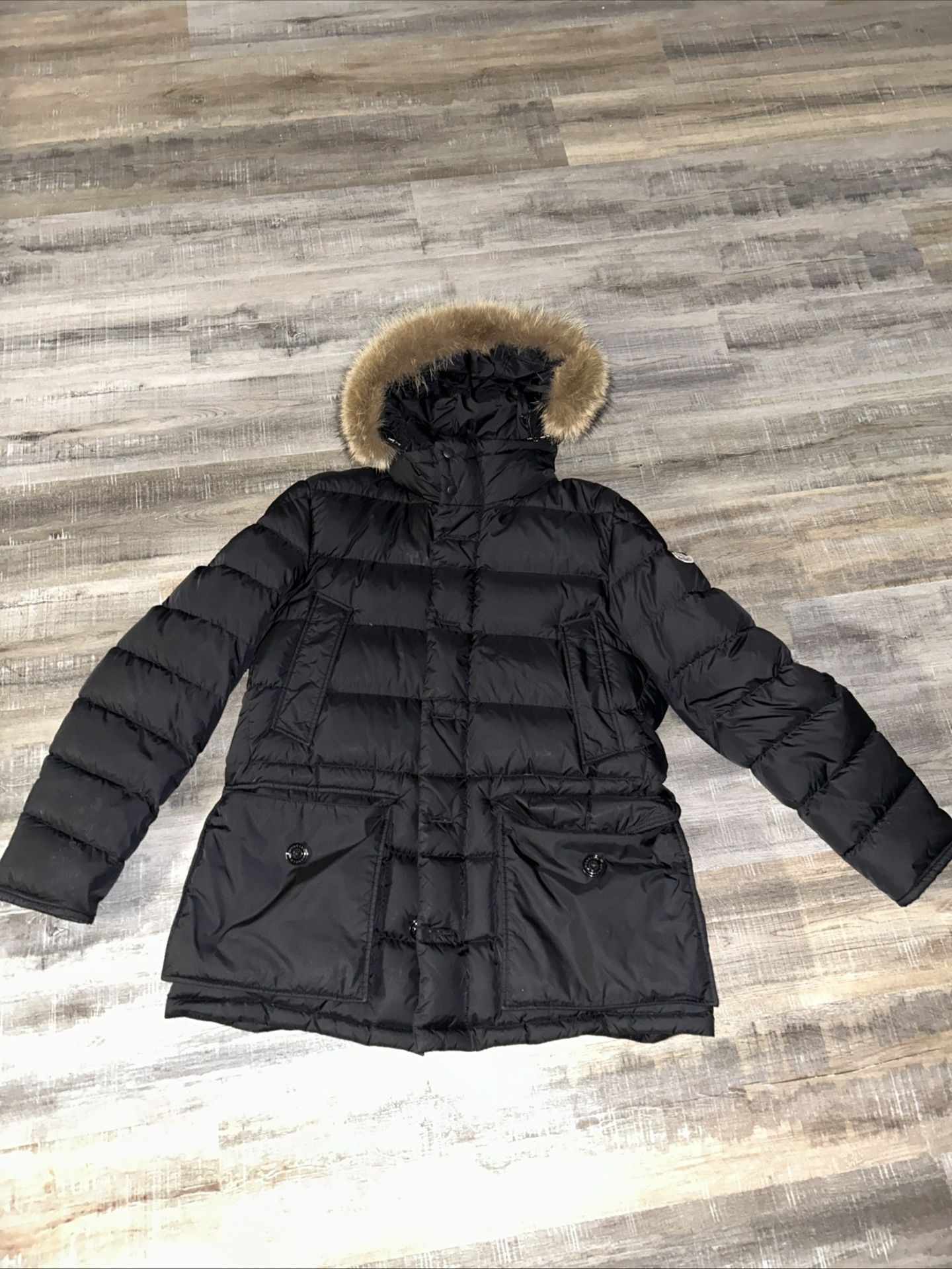 Moncler cluney Size 6