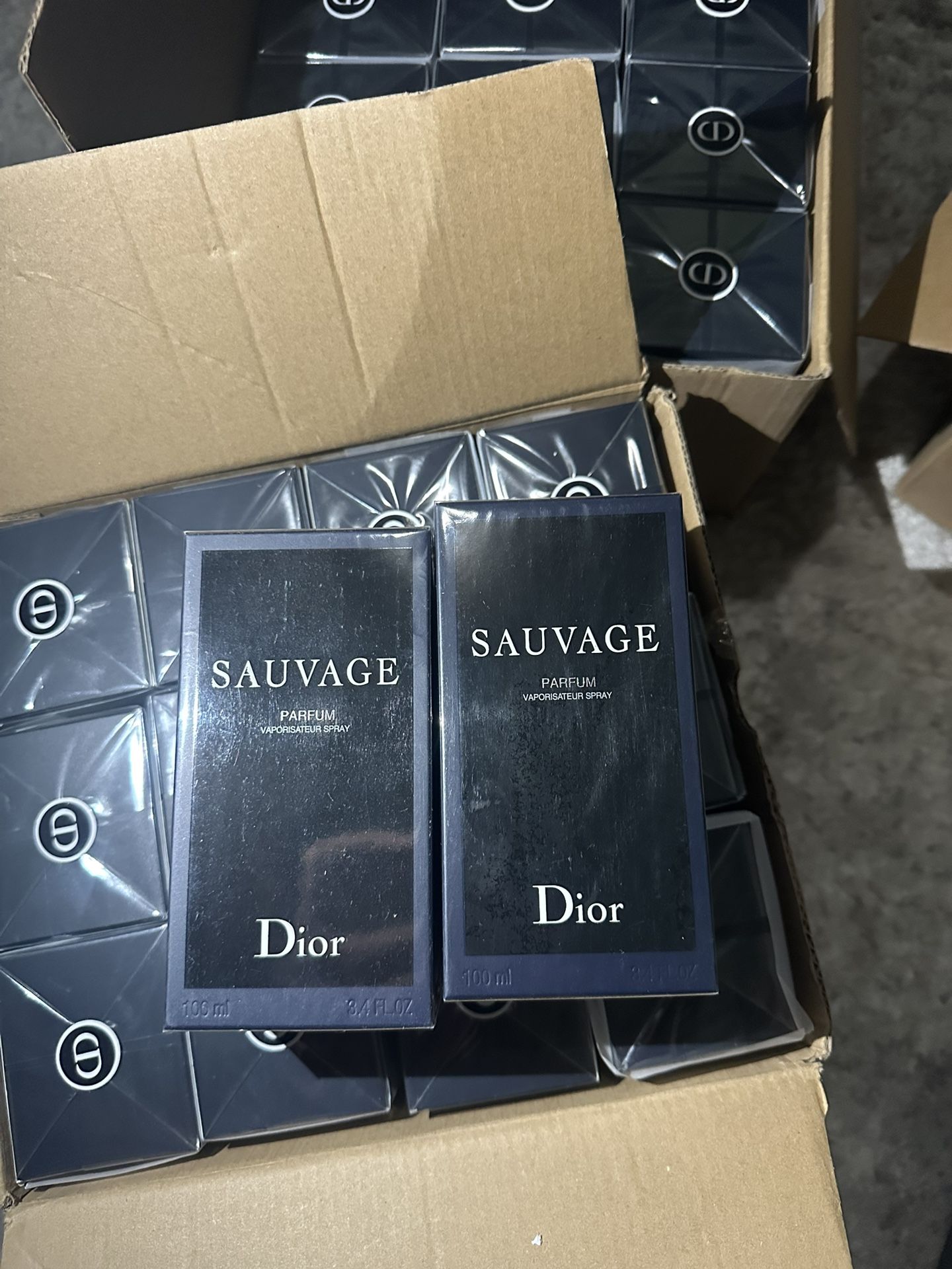SAUVAGE Cologne