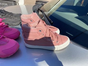 Girls Converse 