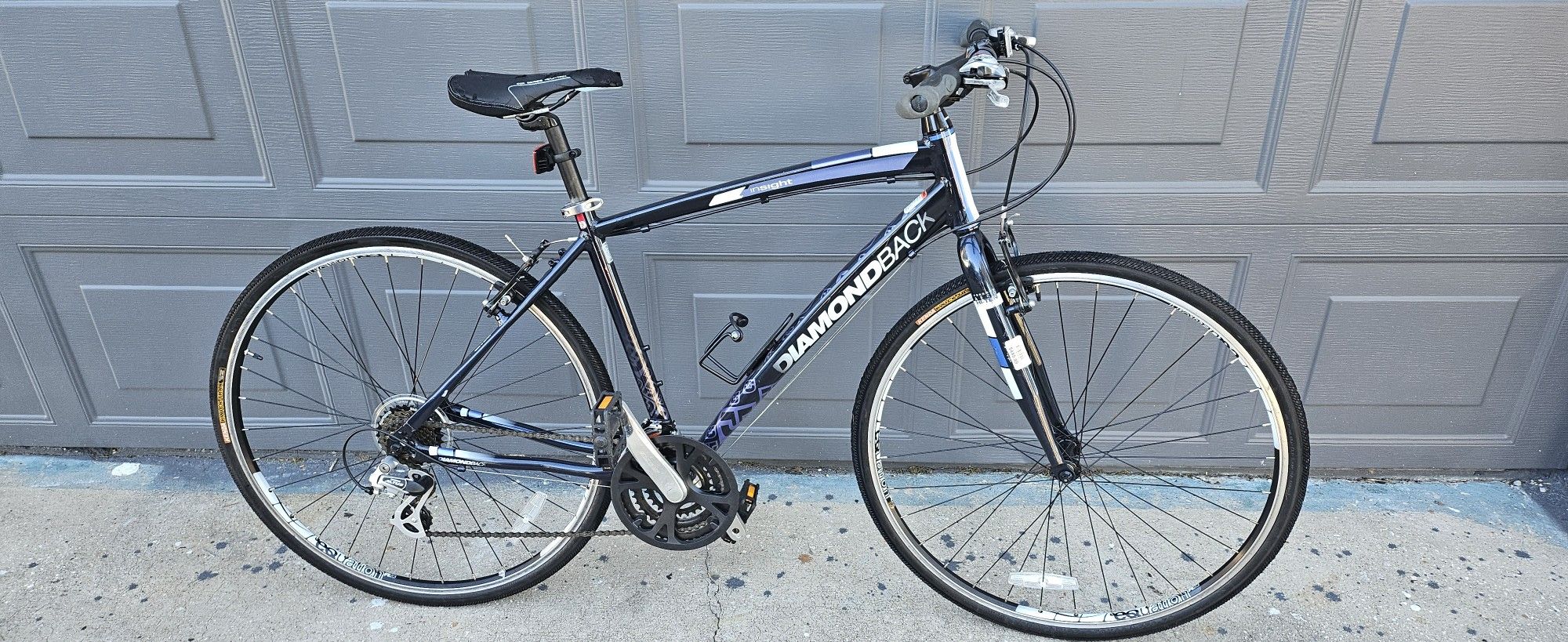 2 Adult Diamondbacks Bikes Large