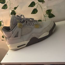 Jordan 4's