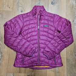 Patagonia Down Sweater Women XS/S Jacket Full Zip Goose Down Puffer Purple Quilted 