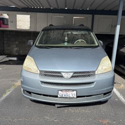 2005 Toyota Sienna