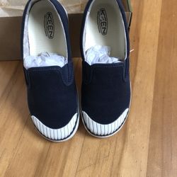 Women’s Shoes Size 7.5