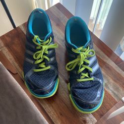 Adidas Tennis 8-1/2 Size 