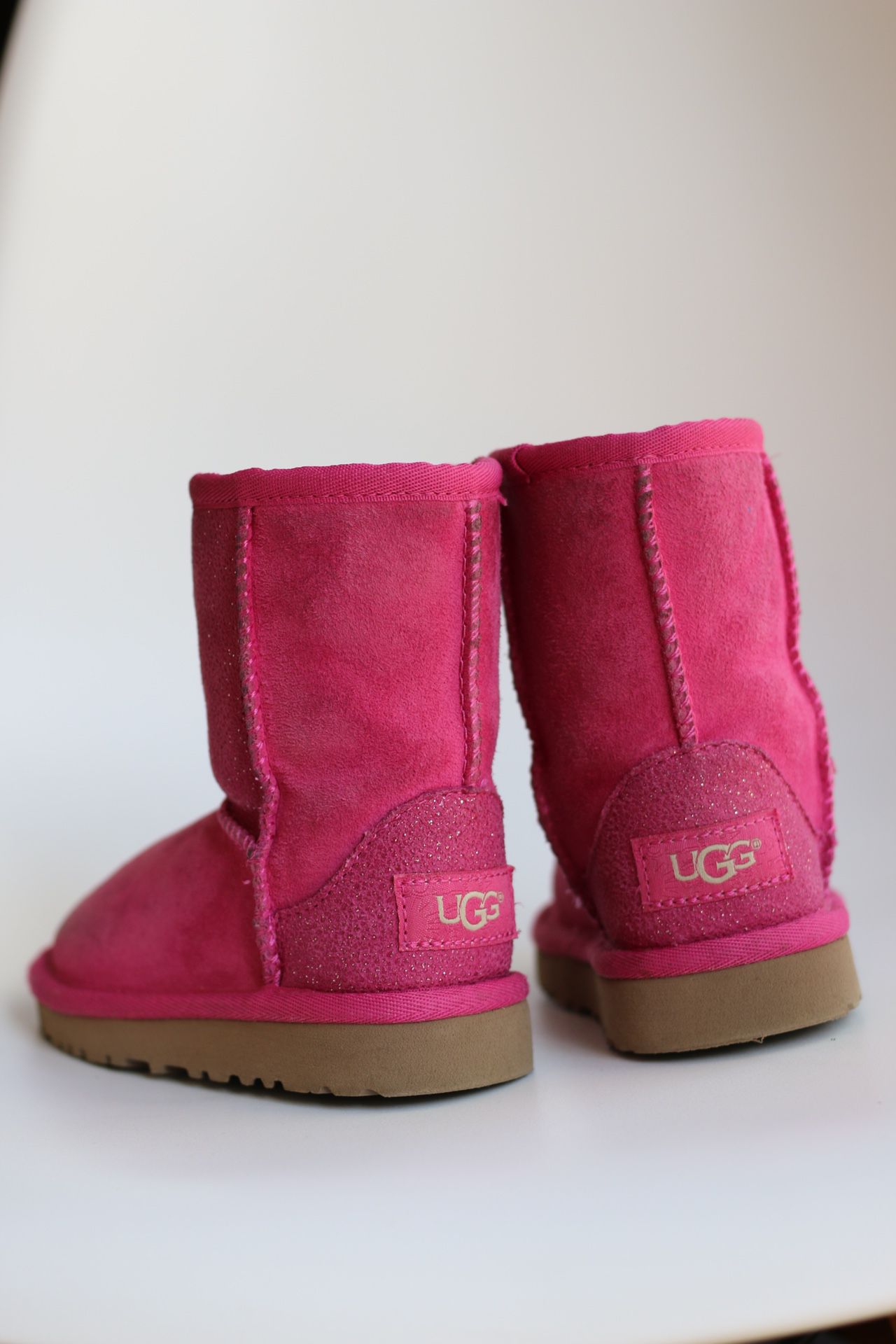 Ugg boots pink girls size 7
