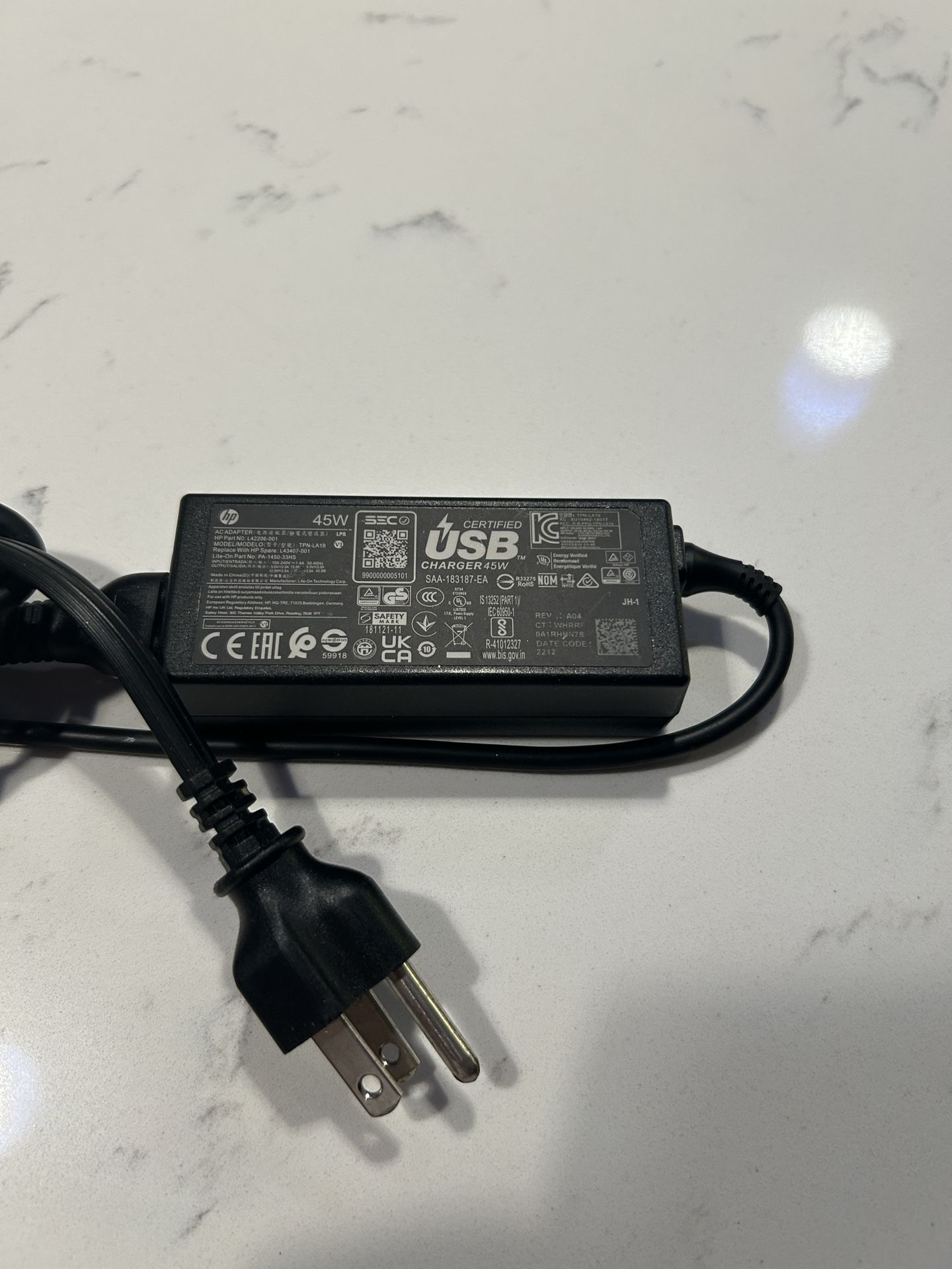 Genuine HP 45W USB-C Laptop Charger AC Power Adapter L42206-002 L43407-001 in Miami.