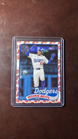2024 Topps Mookie Betts SP Koi Fish Border