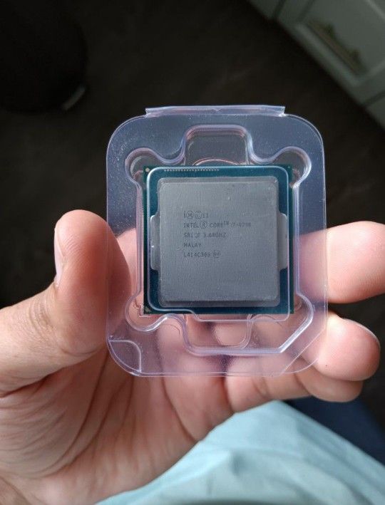 Intel Core i7-4790 
